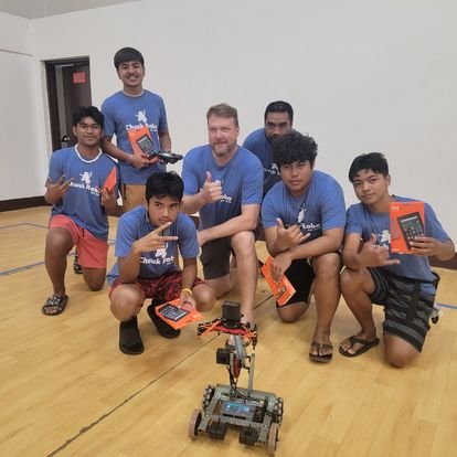 Peer-to-peer robotics training, Chuuk State